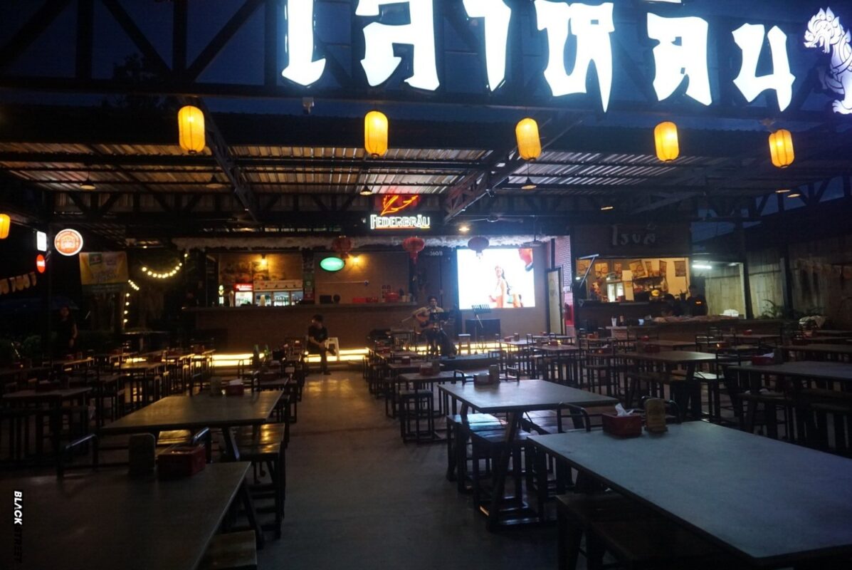 โต๊ะของร้าน เส้าหลิน