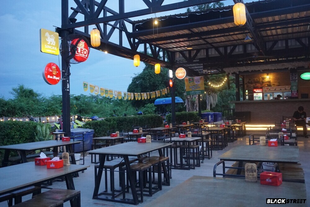 บรรยากาศ ชิลล์ ๆ ตอนเย็น 