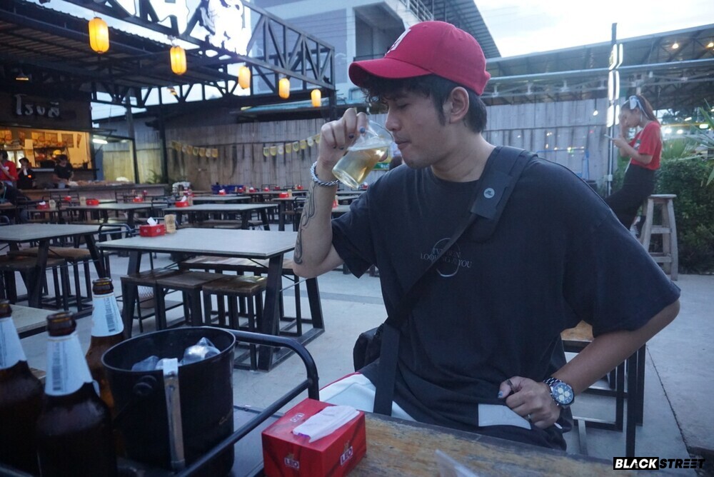 รูปผมตอนกินเบียร์