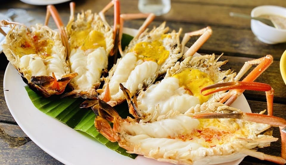 ชุดกุ้งเผา บ้านอู่ทอง ริมแม่น้ำเจ้าพระยา