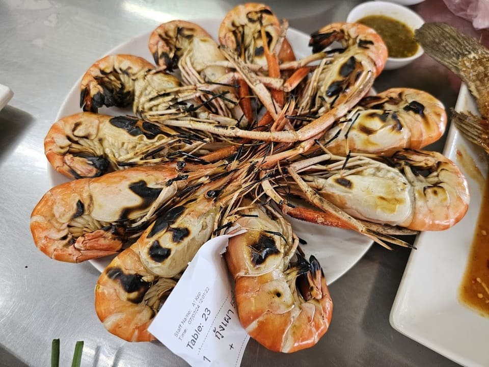 เมนูกุ้งเผา ร้านกุ้งเพื่อนแพรว