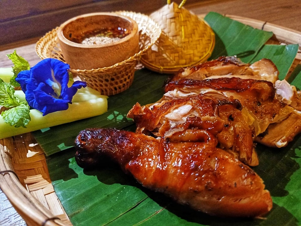 เมนูอาหารของทางร้าน The Lake Cafe Chalong