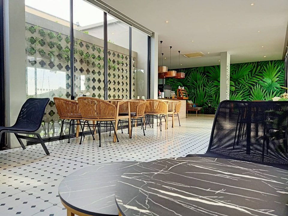 ภาพบรรยากาศในร้าน The Lake Cafe2