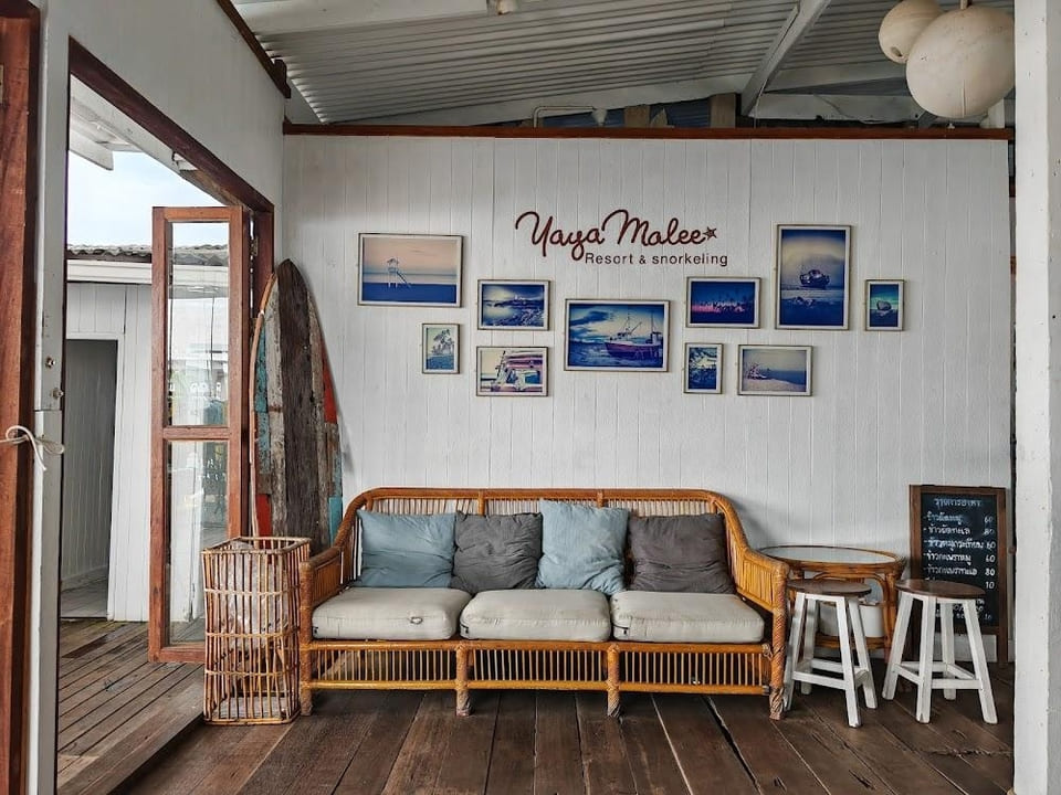 มุมถ่ายรูปสวยๆ Yaya Malee Resort & Snorkeling