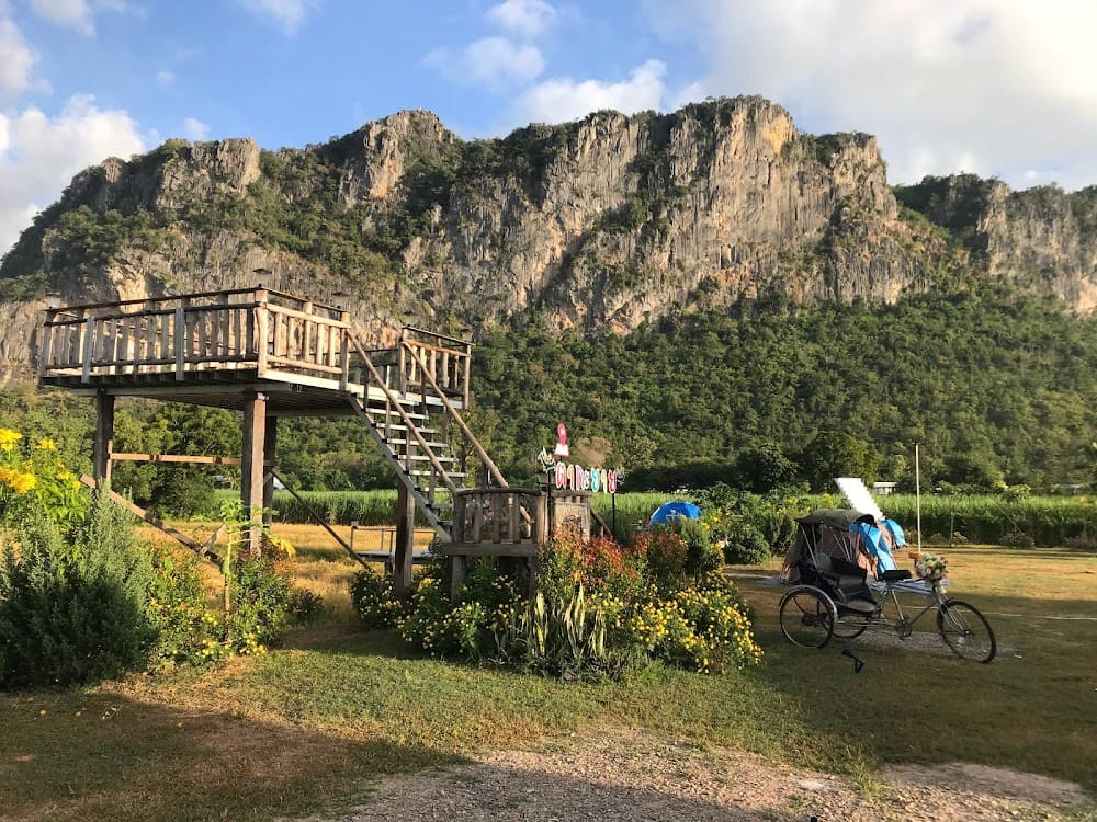 มุมถ่ายรูปสวยๆ กับภูผา 