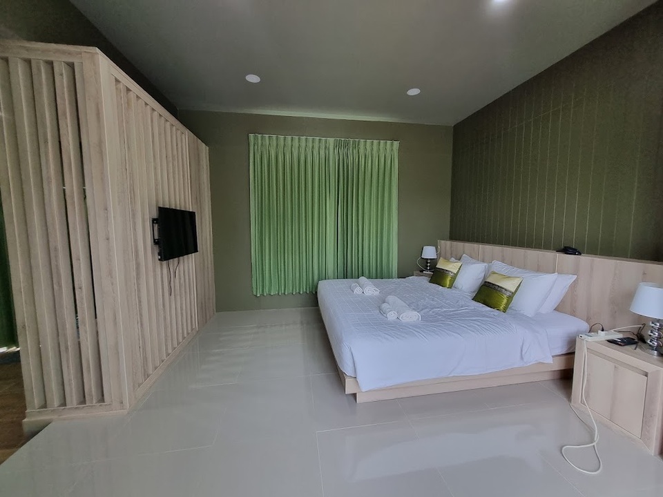 ห้องนอนก็กว้างขึ้น The Chamuang Forest