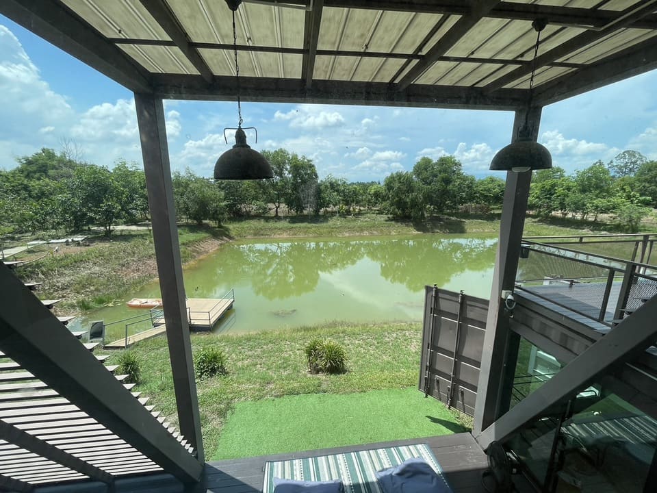 ภาพบรรยากาศภายนอกบ้าน OOST kampville 2