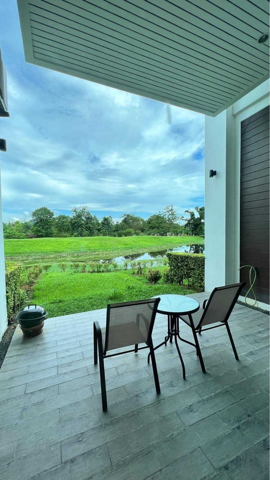 นั่งจิบกาแฟยามเช้า - บ่าย The Midst by The M - TMD4