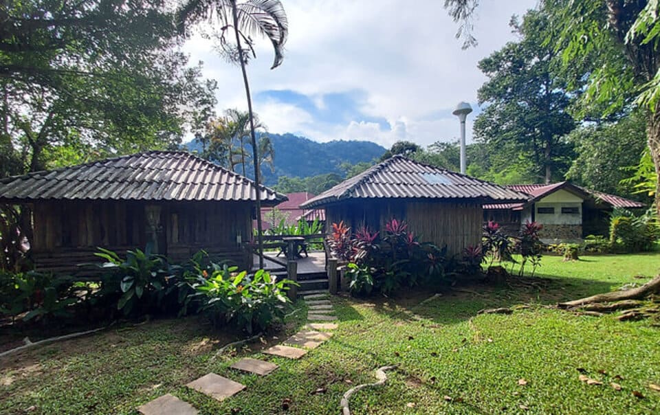 บ้านทองกวาว ระเบียงไพร แวลลีย์